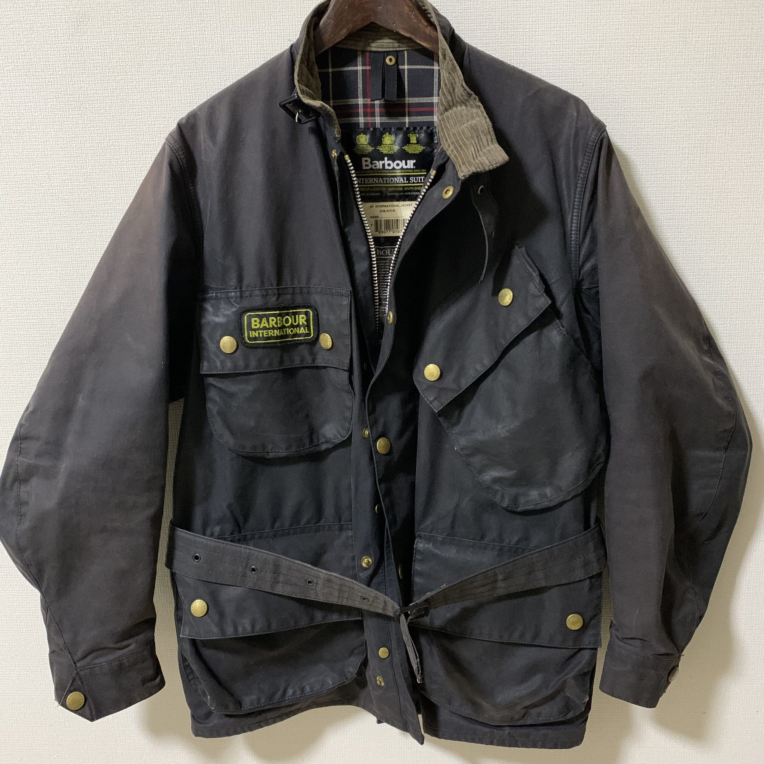 Barbour International A7 Brass XL レッド 英国 - ライダースジャケット